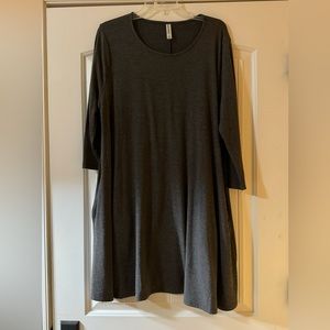 Women’s 3/4 length sleeve tunic